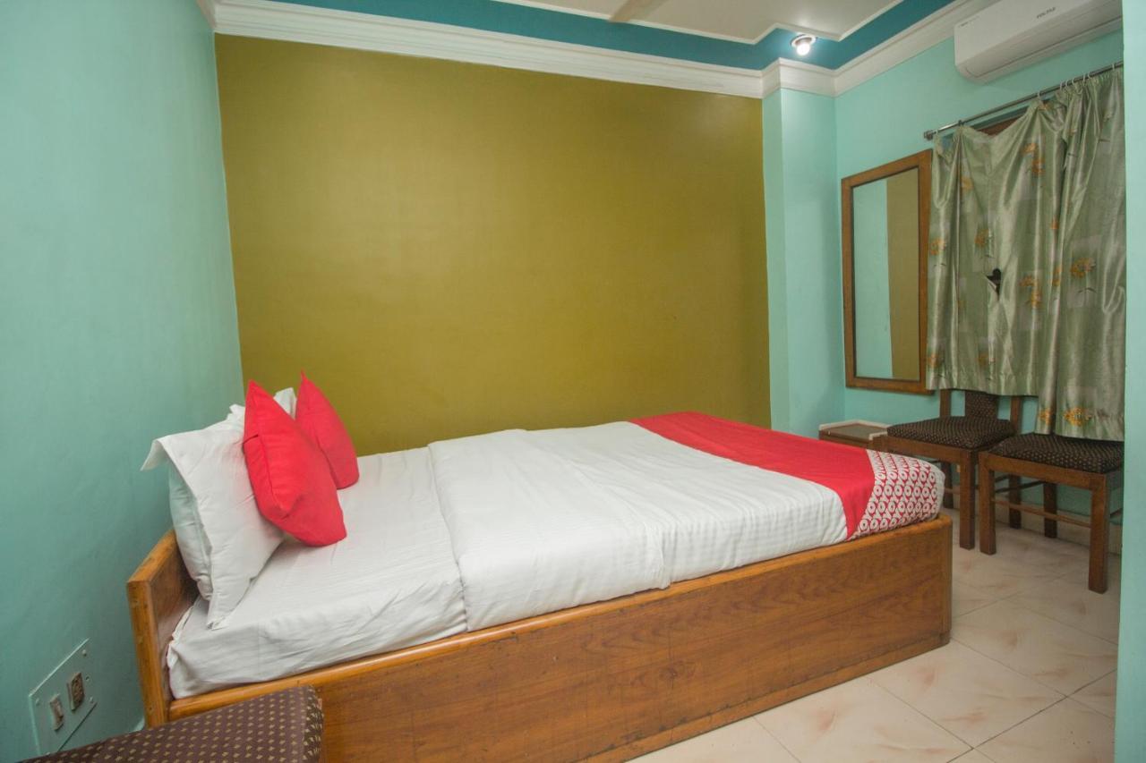 Oyo 48133 Hotel Payel Māldah Екстериор снимка