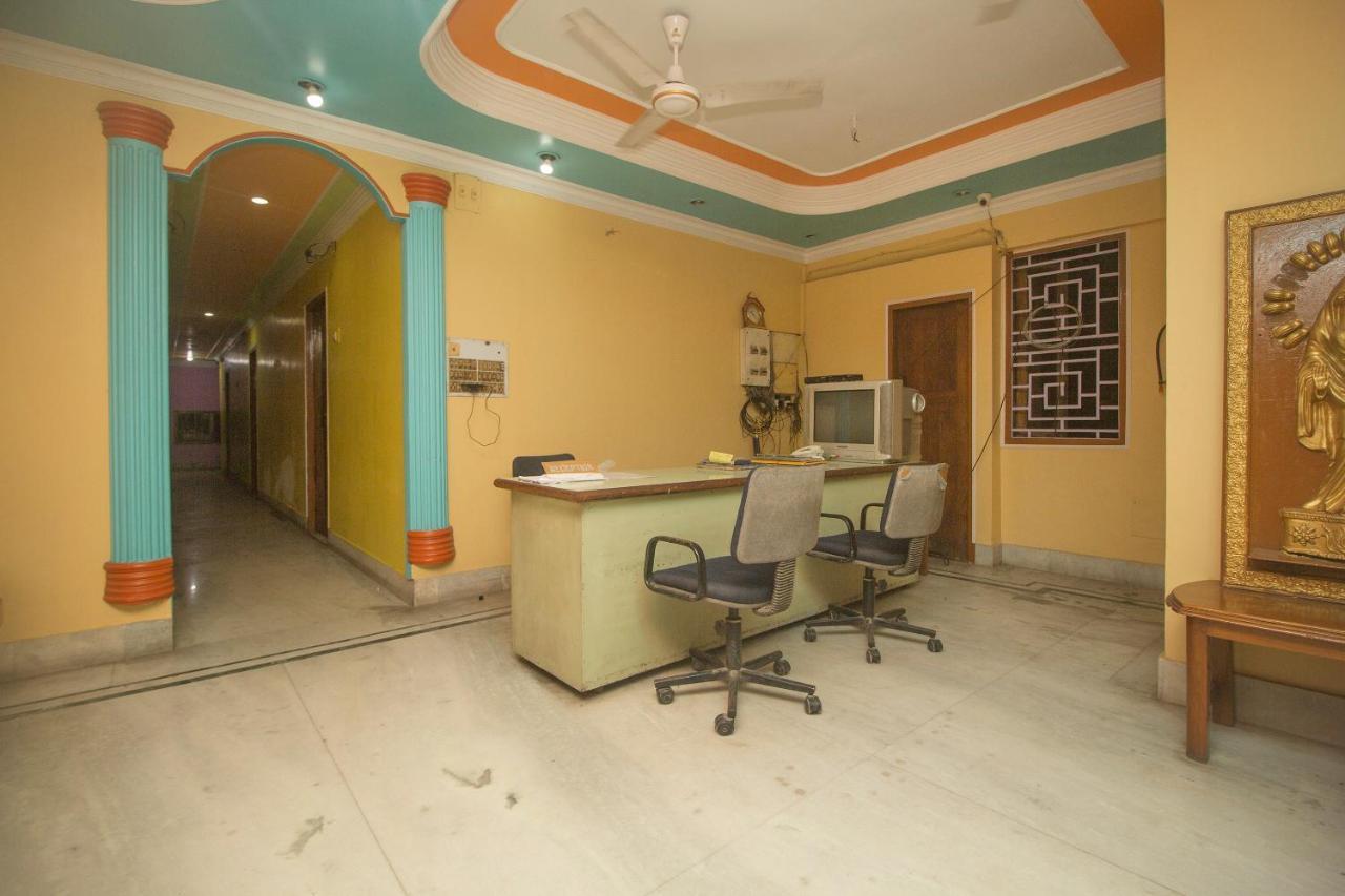 Oyo 48133 Hotel Payel Māldah Екстериор снимка